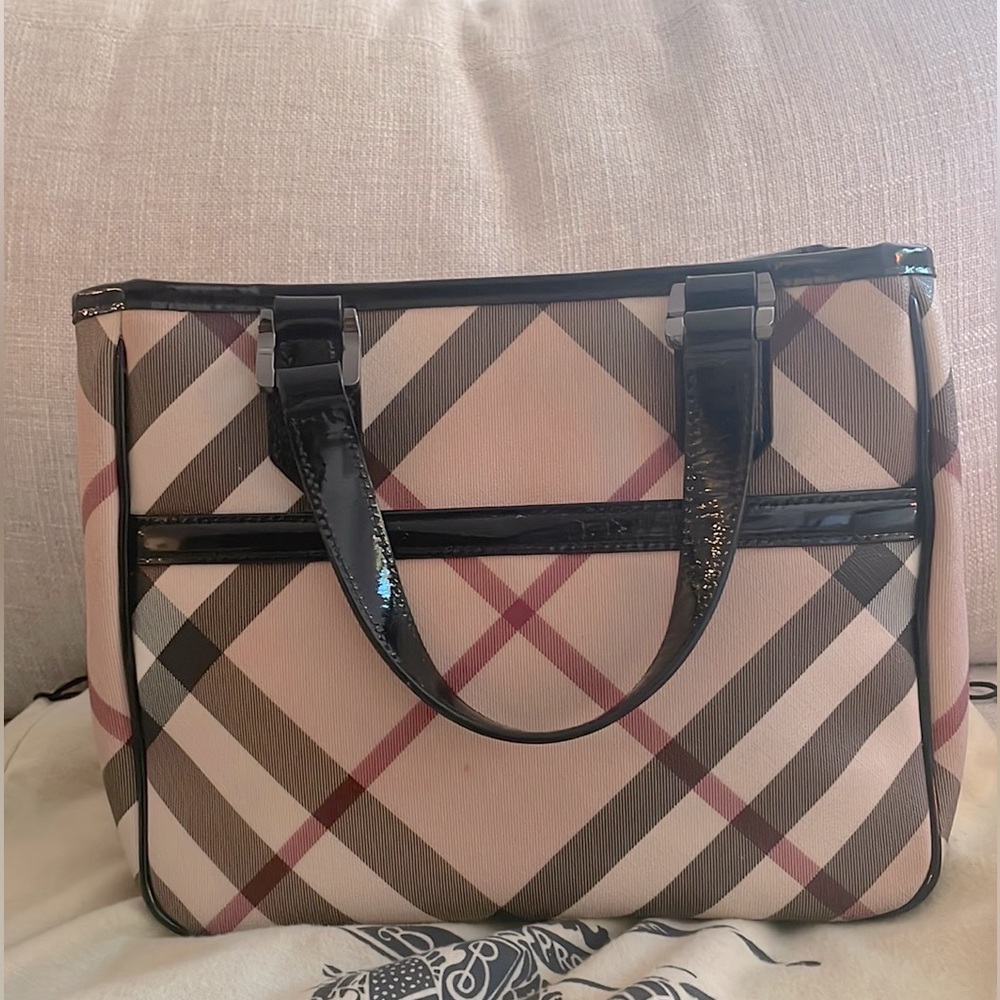 Burberry Small purse
